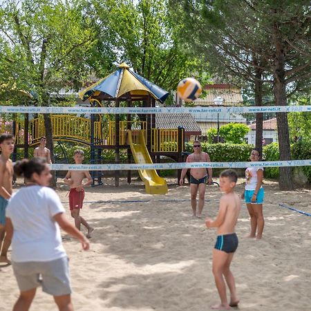 Villaggio Planetarium Resort Бибионе Экстерьер фото