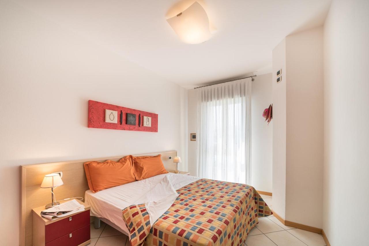 Villaggio Planetarium Resort Бибионе Экстерьер фото