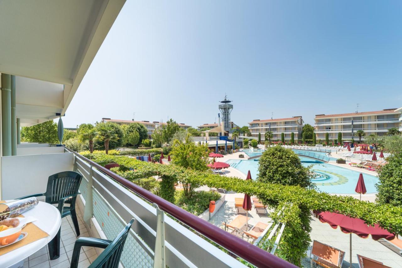 Villaggio Planetarium Resort Бибионе Экстерьер фото